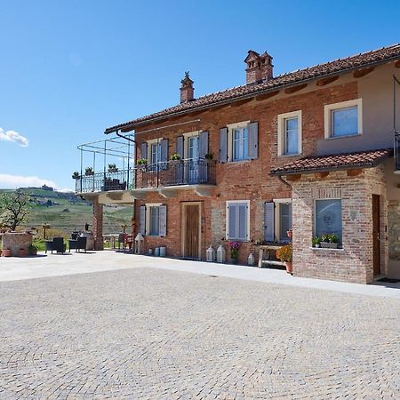 Agriturismo Cascina Sciulun 몬포르테달바 외부 사진